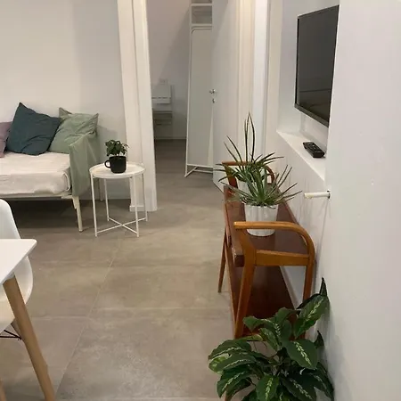아파트 Ivan&Marta Home Apartment In A Seaside Villa
